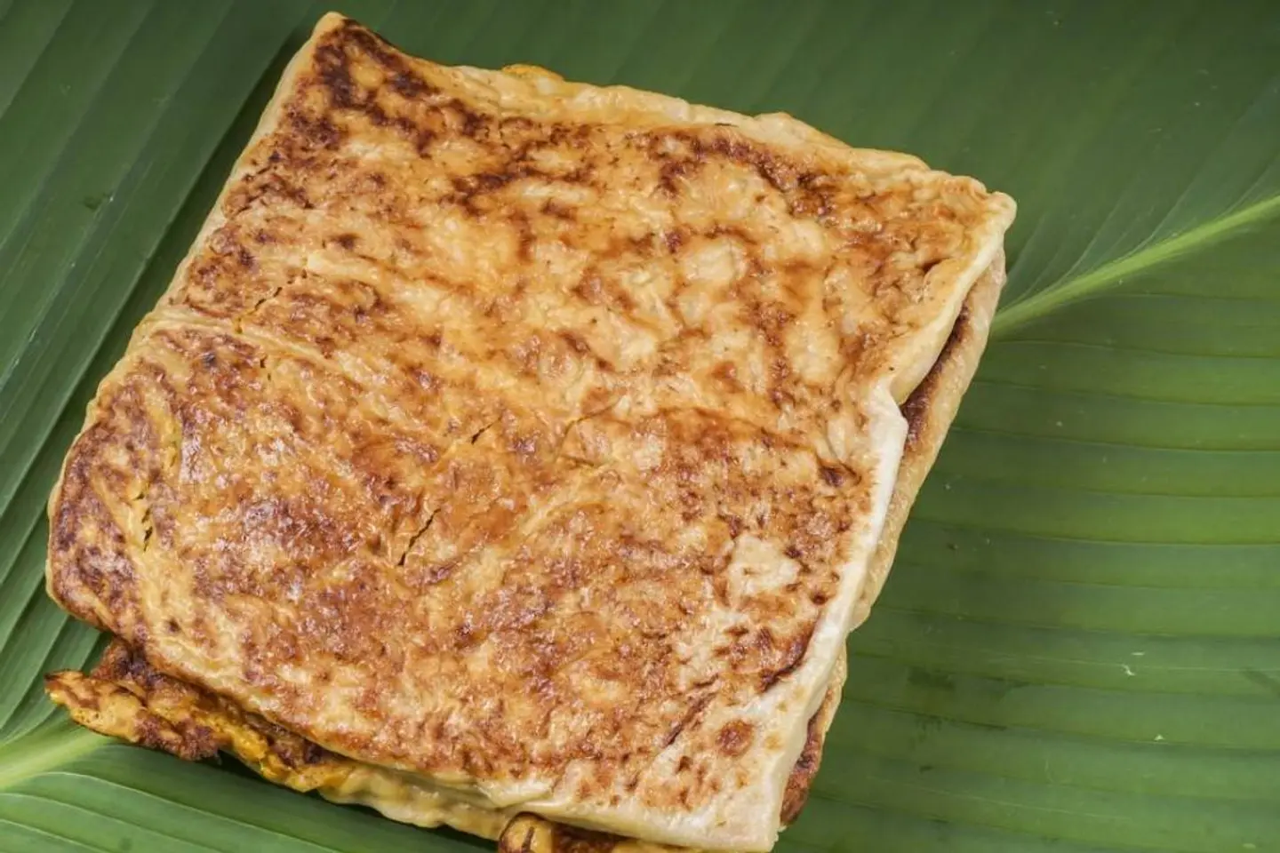 Sweet Mutabbak With Cream And Cheddar Cheese