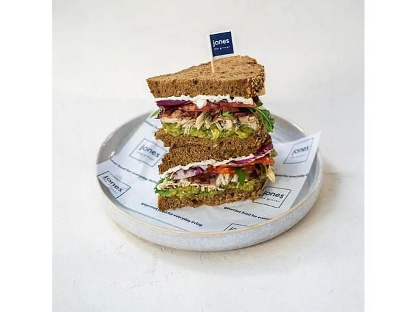 Roast Chicken, Avo & Bacon