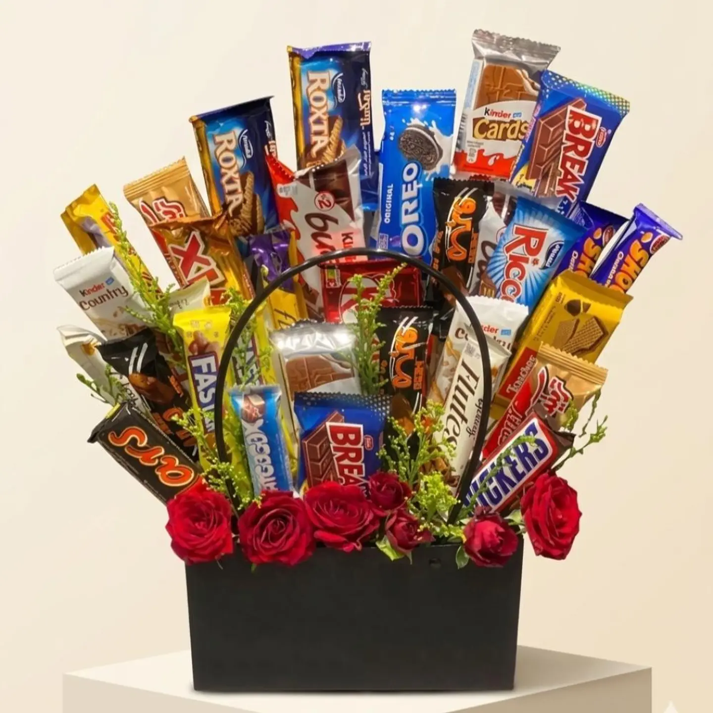 Rose Box And Cheerful Items 4