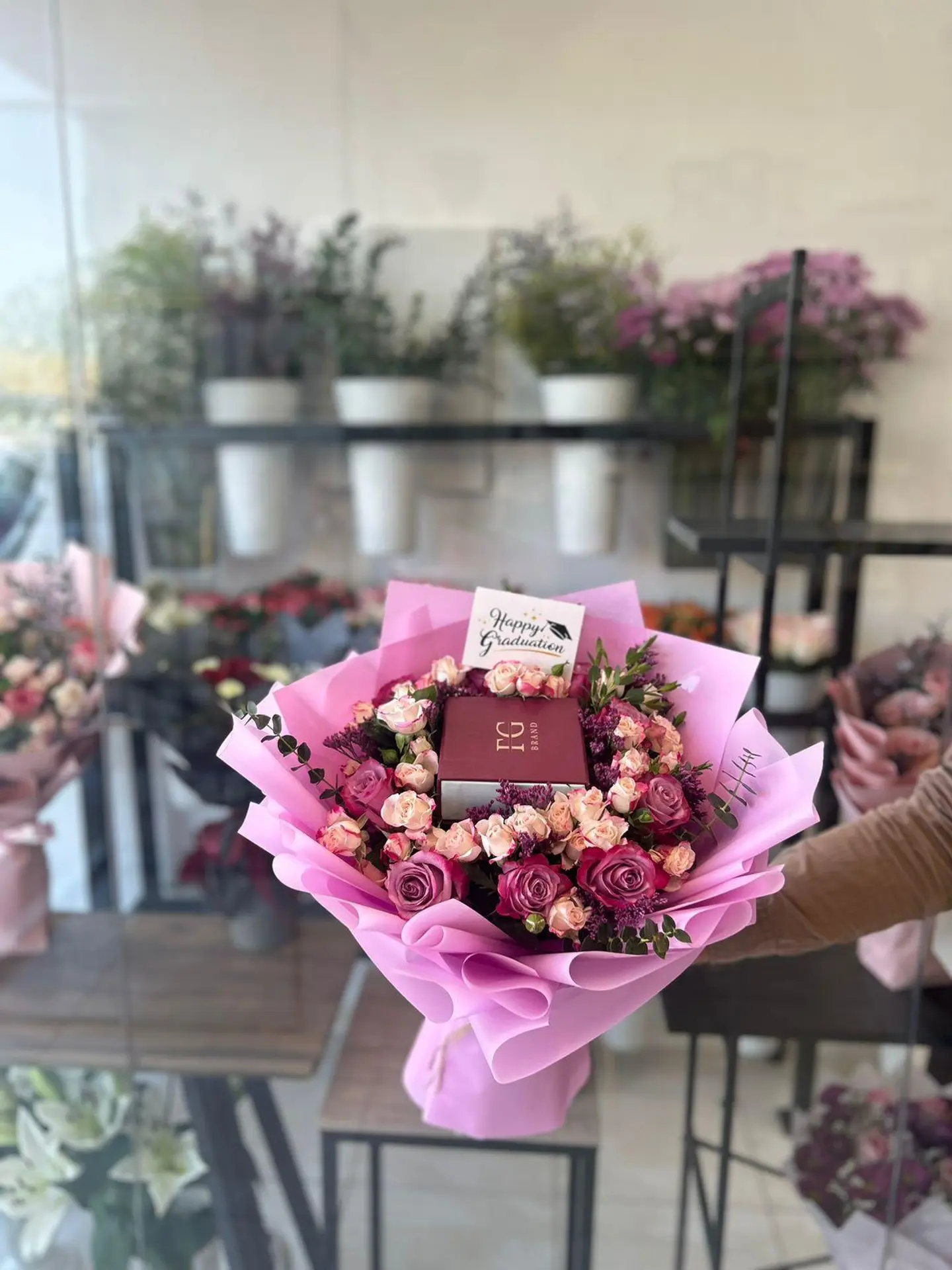 بوكيه ورد مكس مع السلسال ٣٧/٥