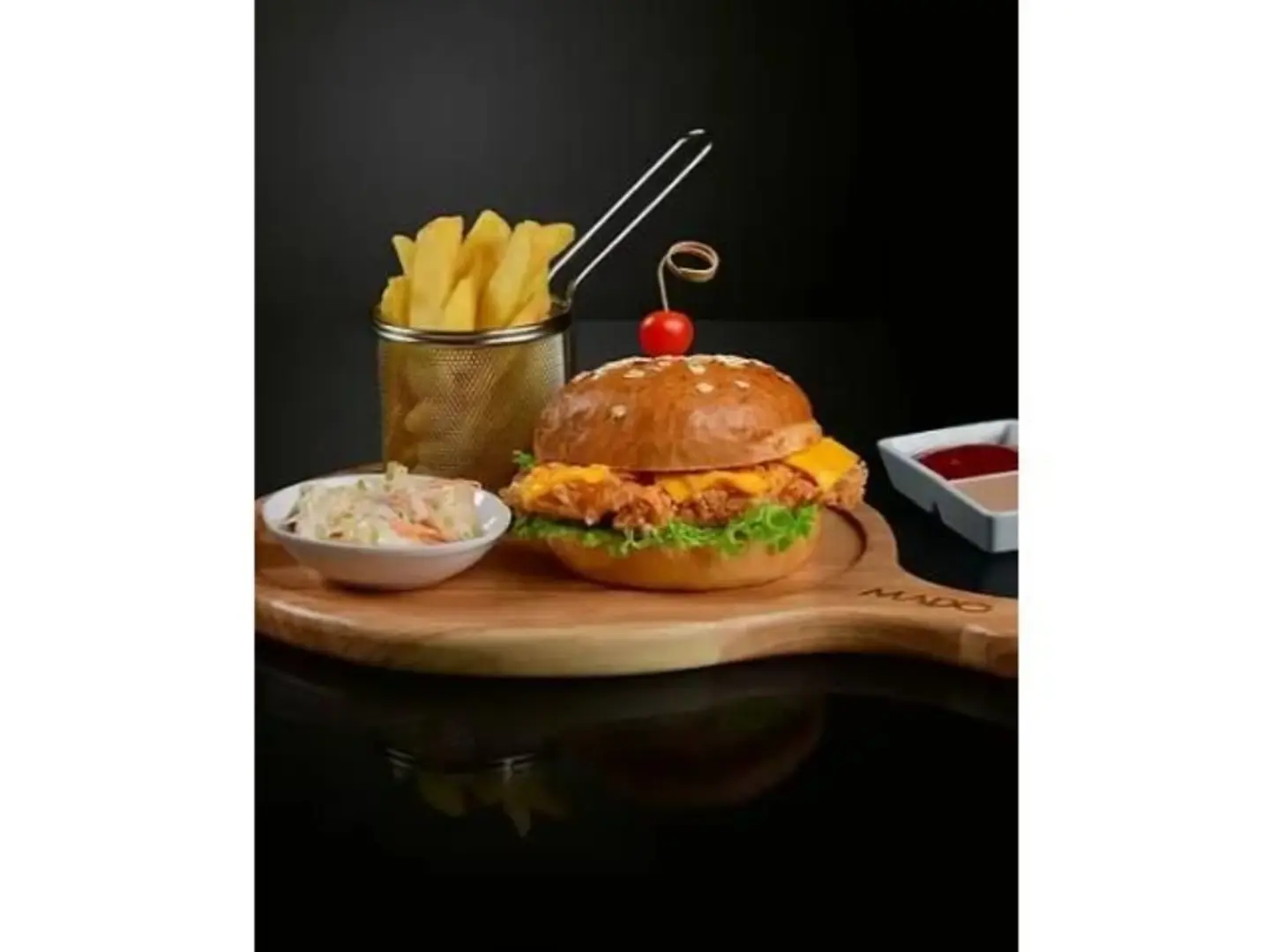 Crispy Chicken Burger With Cheese And Dynamite Sauce