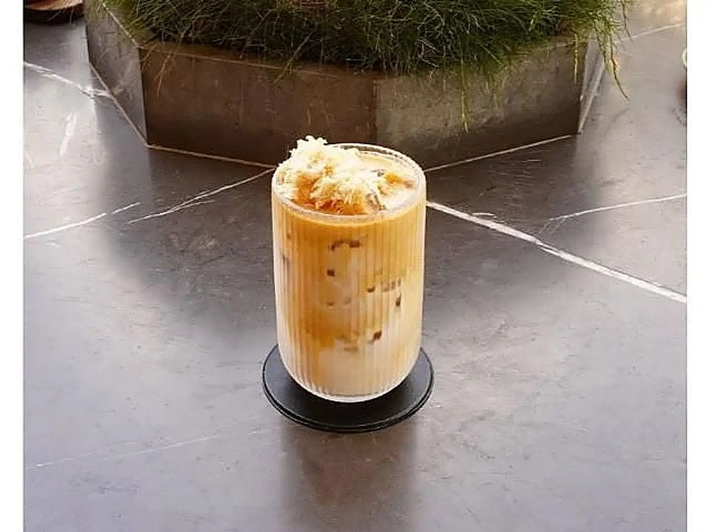 آيس طحينة لاتيه