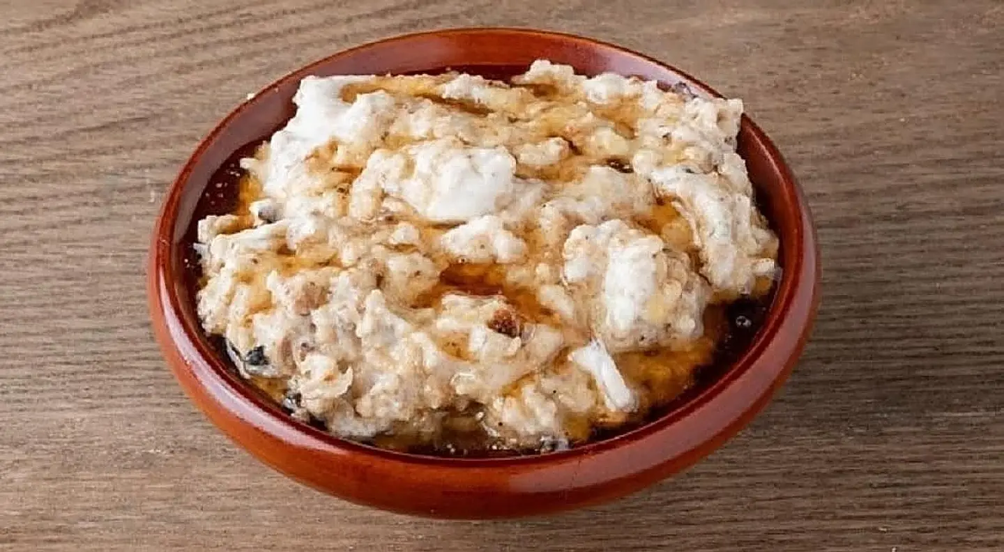 عريكة قشطة مع عسل