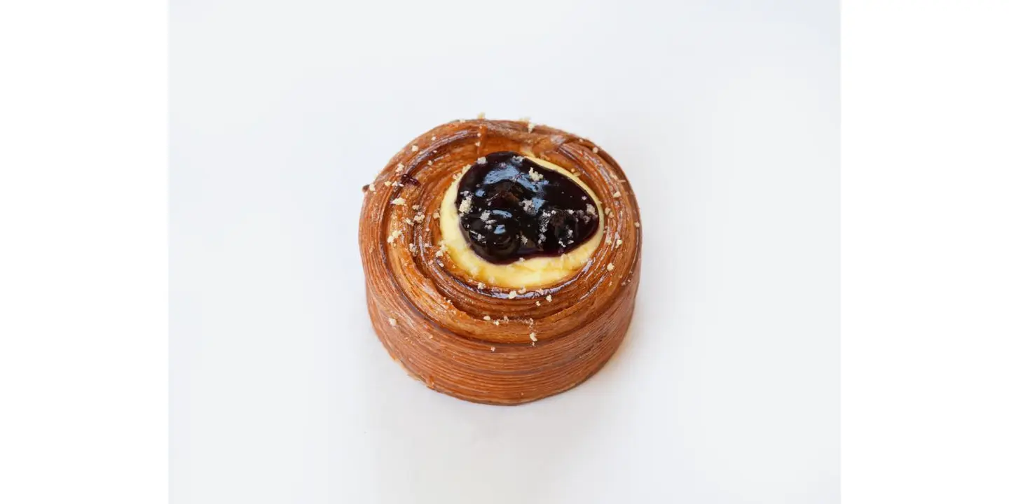 Blueberry Cream Round