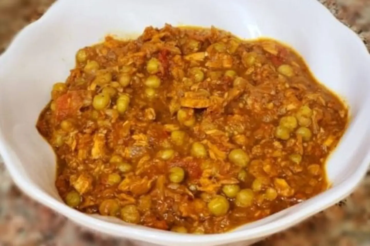 Tuna With Peas Stone