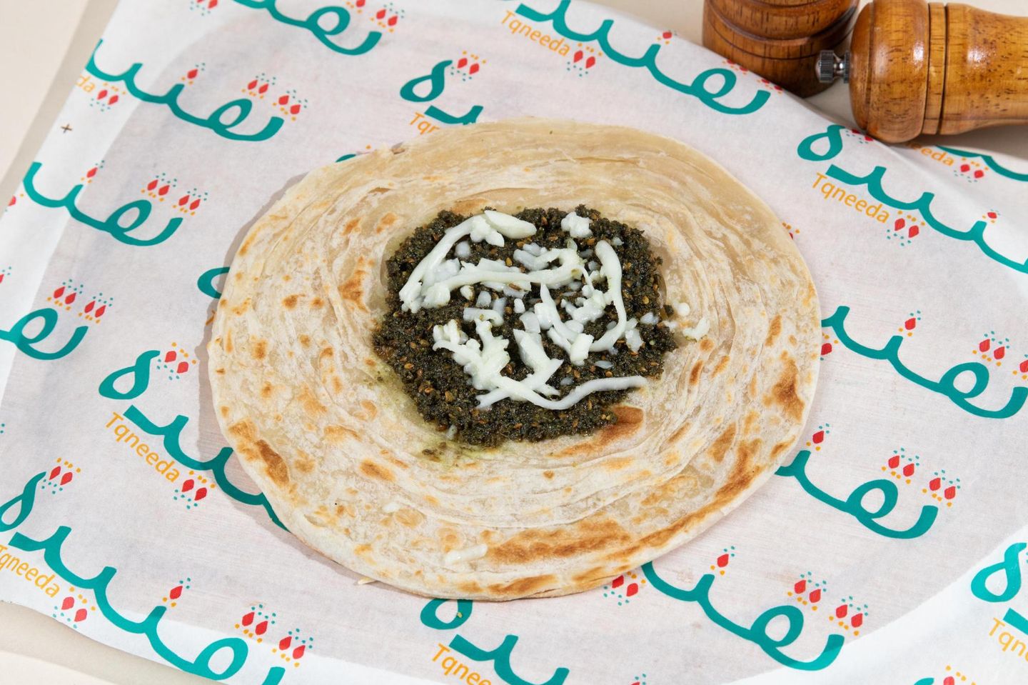 شباتي بالزعتر والموزاريلا