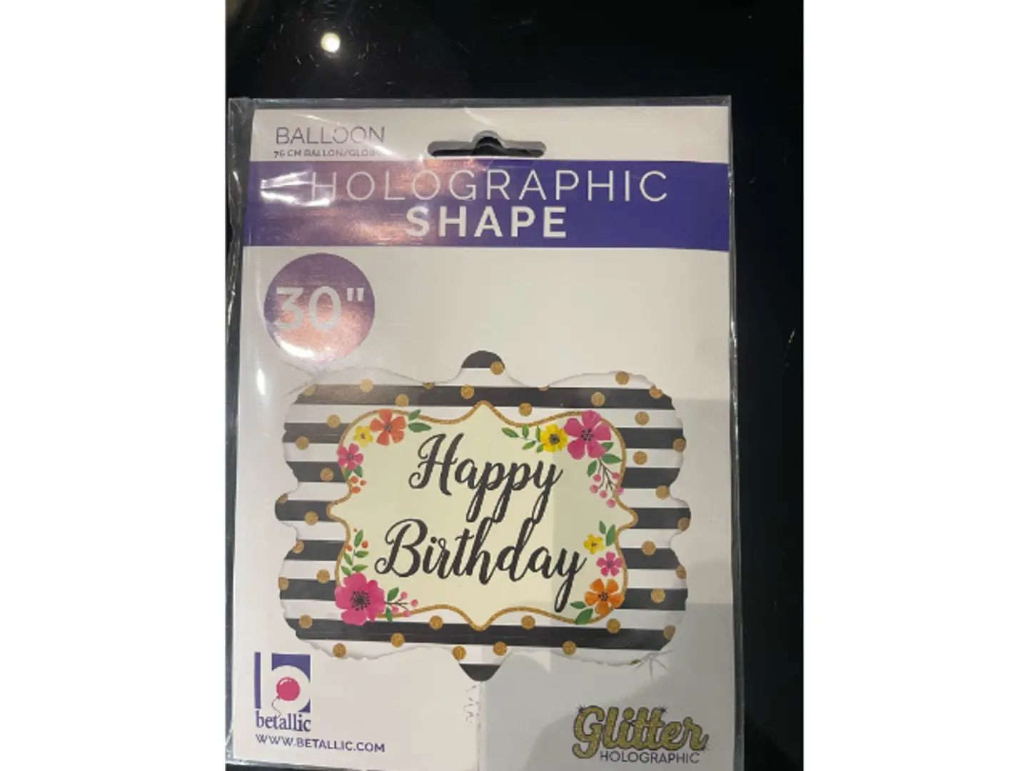 بالون عيد ميلاد ٢٨