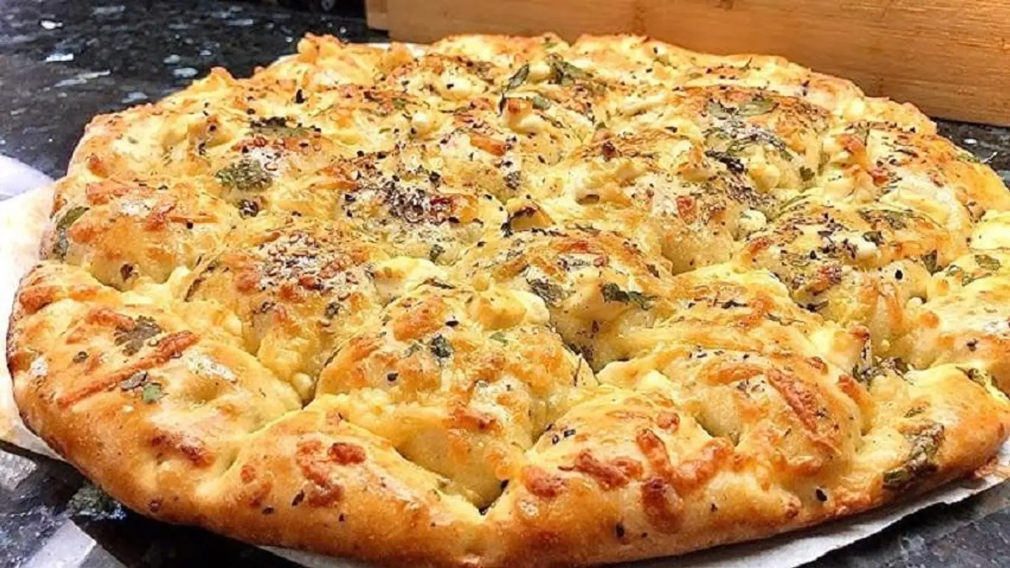 تميس بالجبنة وخضار