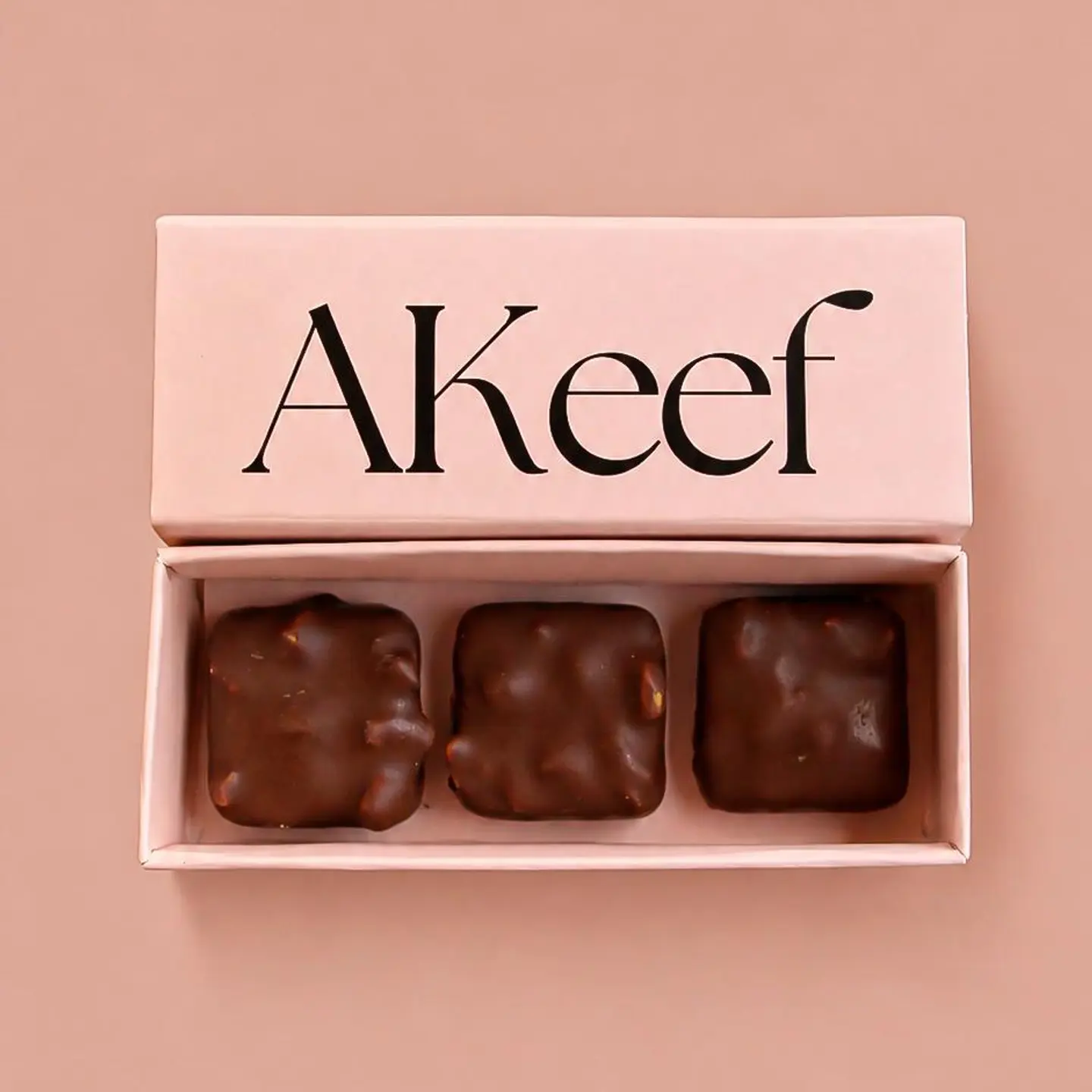 Hazelnut & Caramel Pieces Box 3 P
