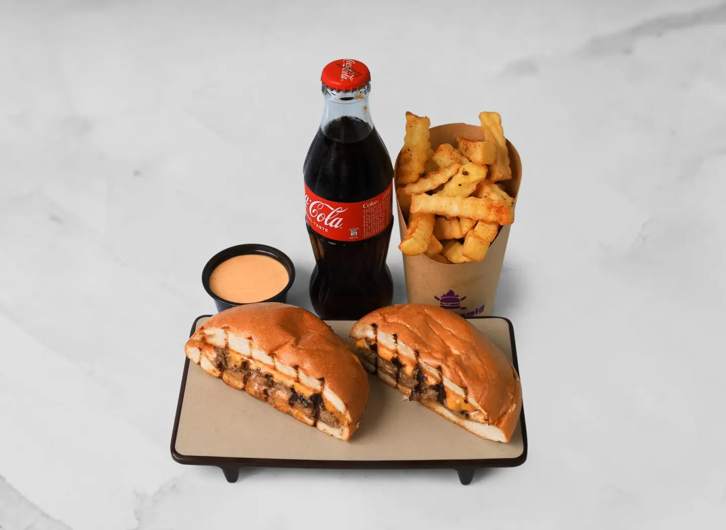 وجبة برجر لحم مشوي كلاسيك