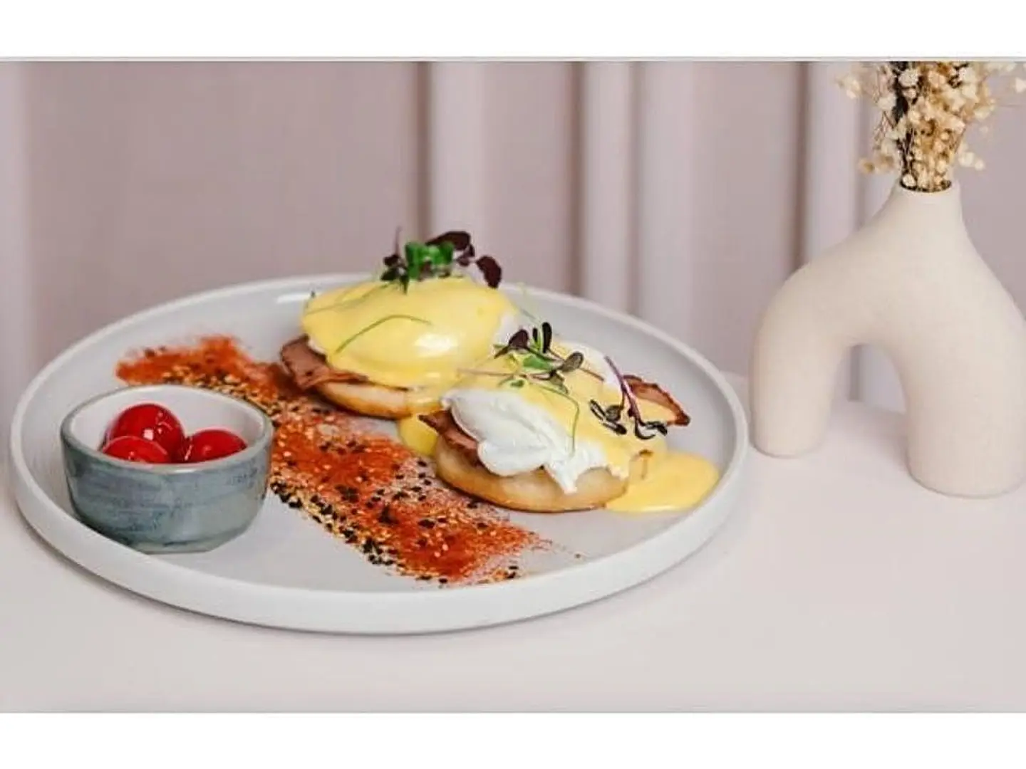 Eggs Benedict