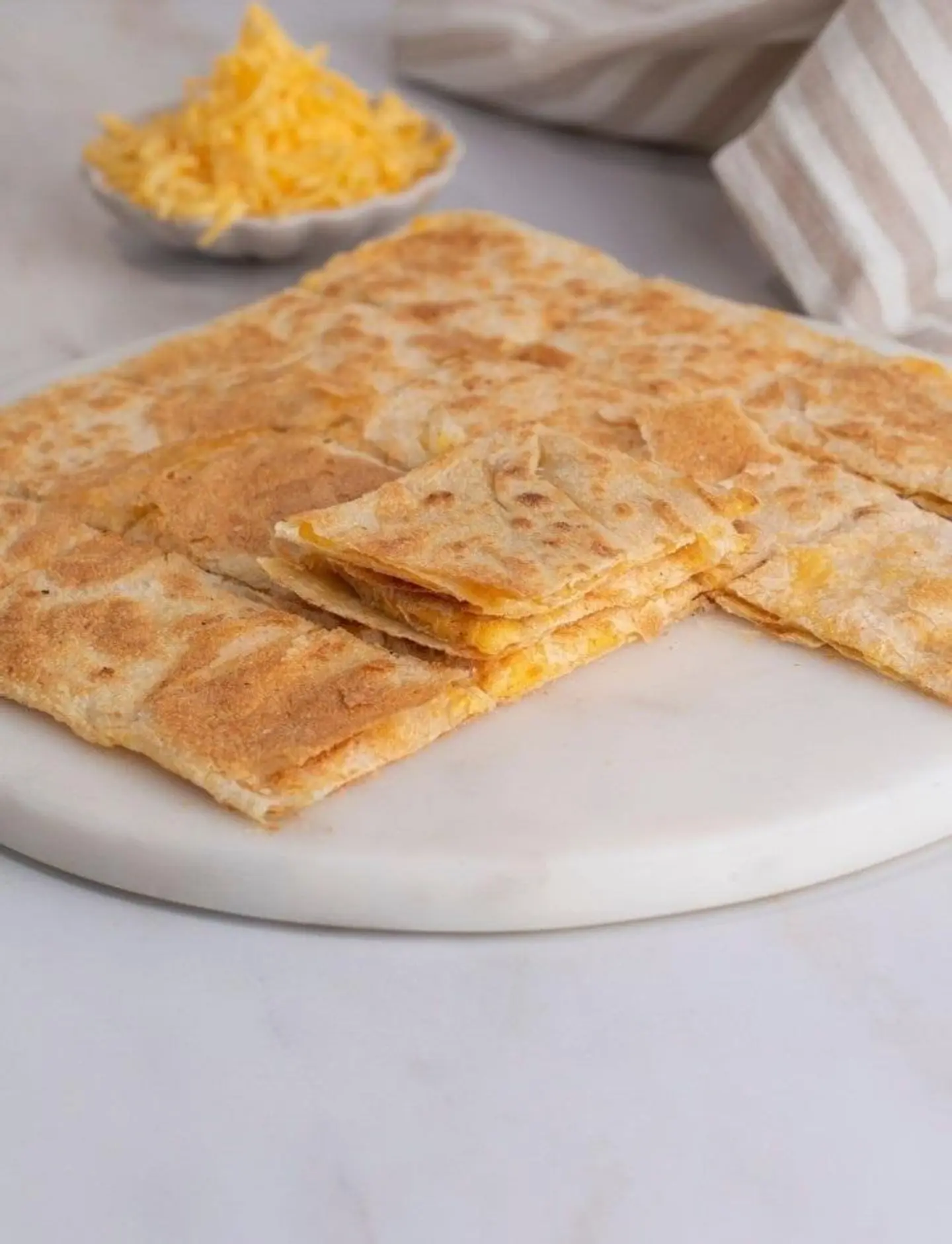 Mutabbak With Cheddar Cheese