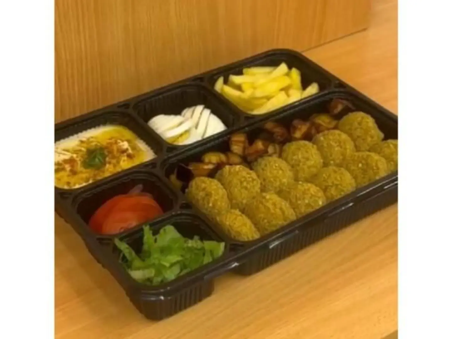 فلافل مشكل وسط