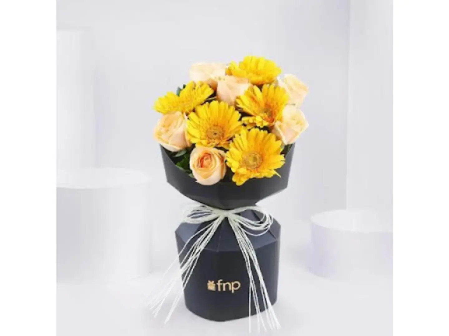 باقة مختلطة صفراء