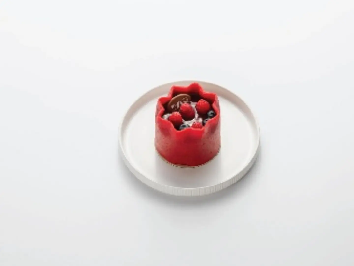 Small Berry Cake