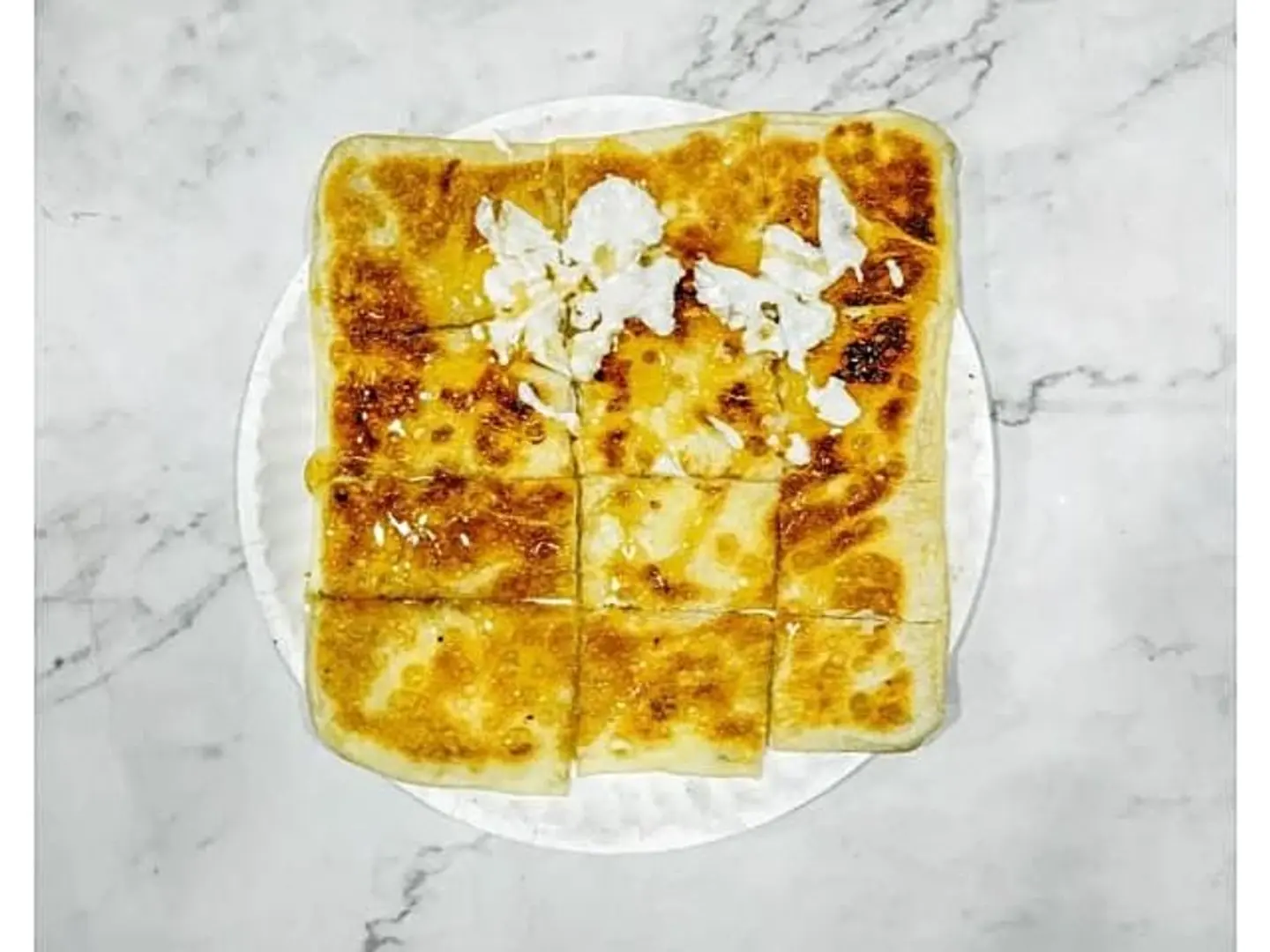 Mutabbak With Cream And Honey