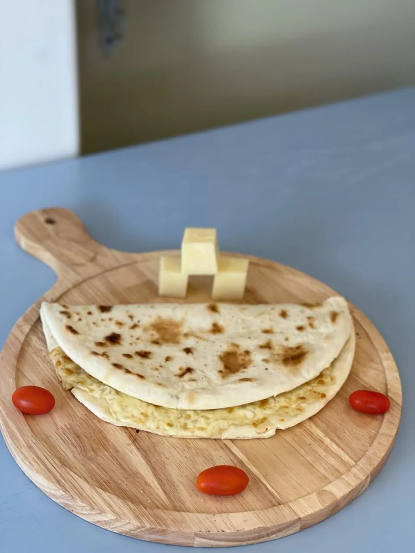 مناقيش جبنه