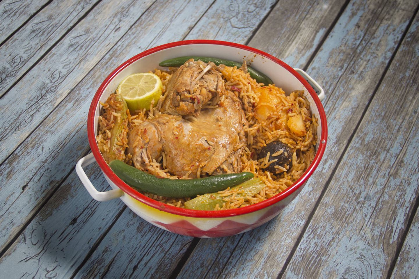 مضغوط دجاج - مضغوط دجاج