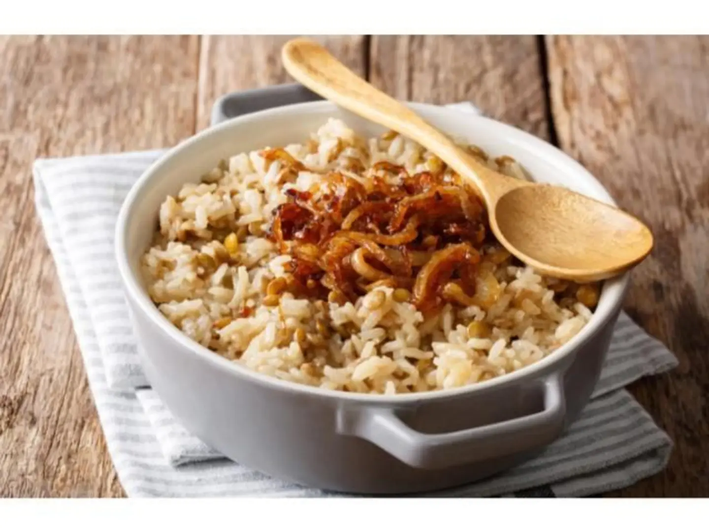 عدس و أرز و مهروس