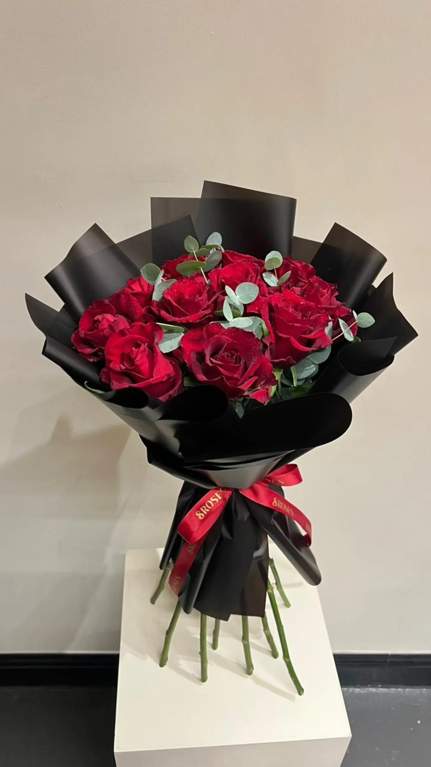 باقة تالين الحمراء