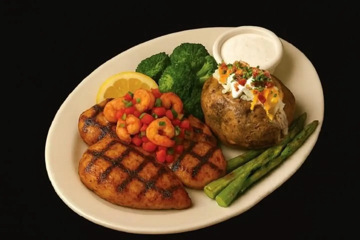 طبق دجاج مع جمبري مقلي حار