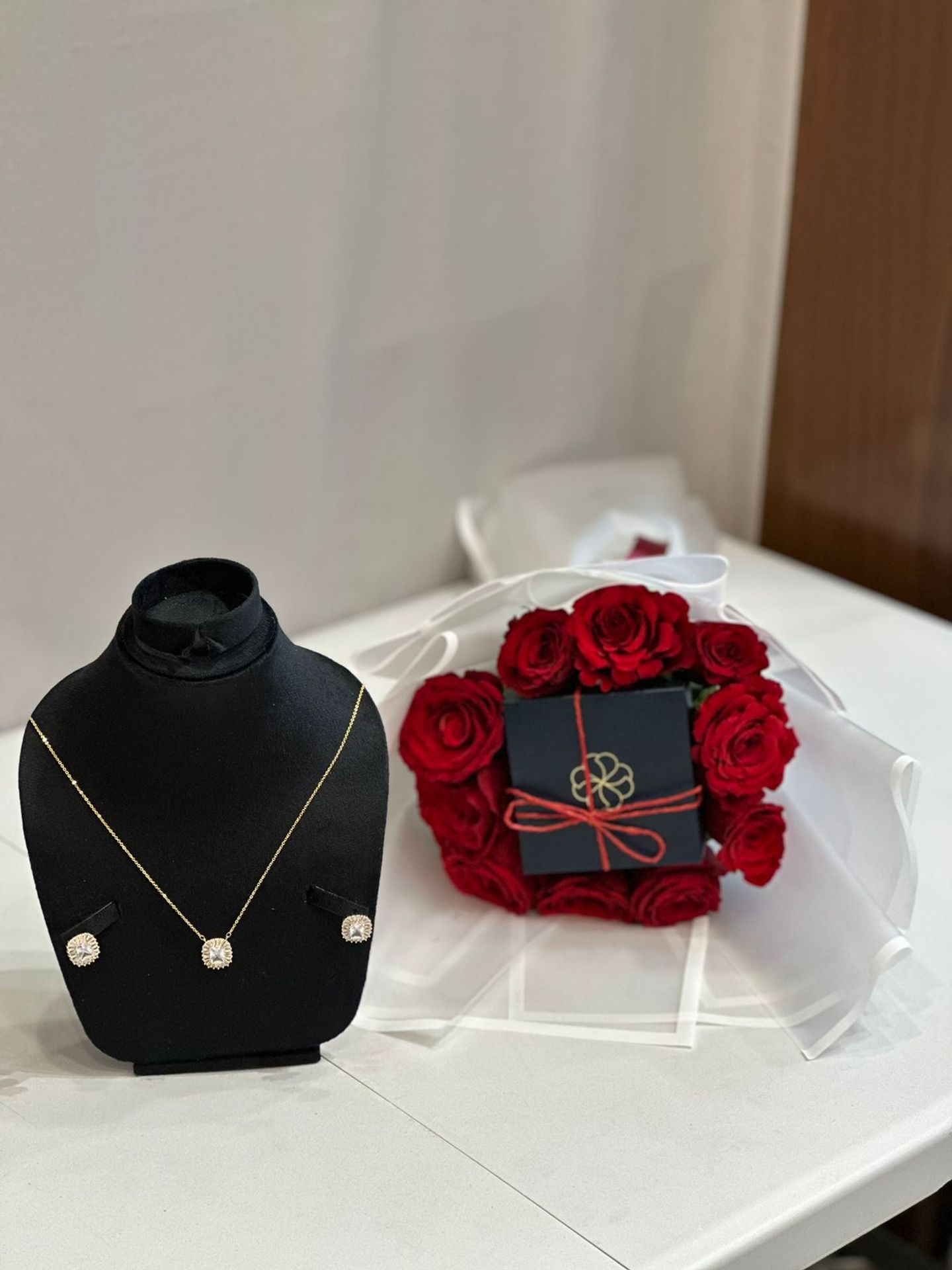 بريق الحب