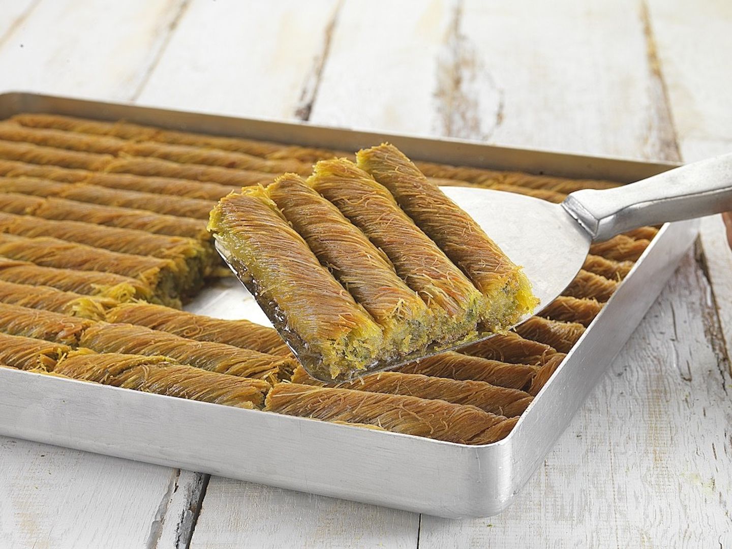 كنافة مبروم بالفستق