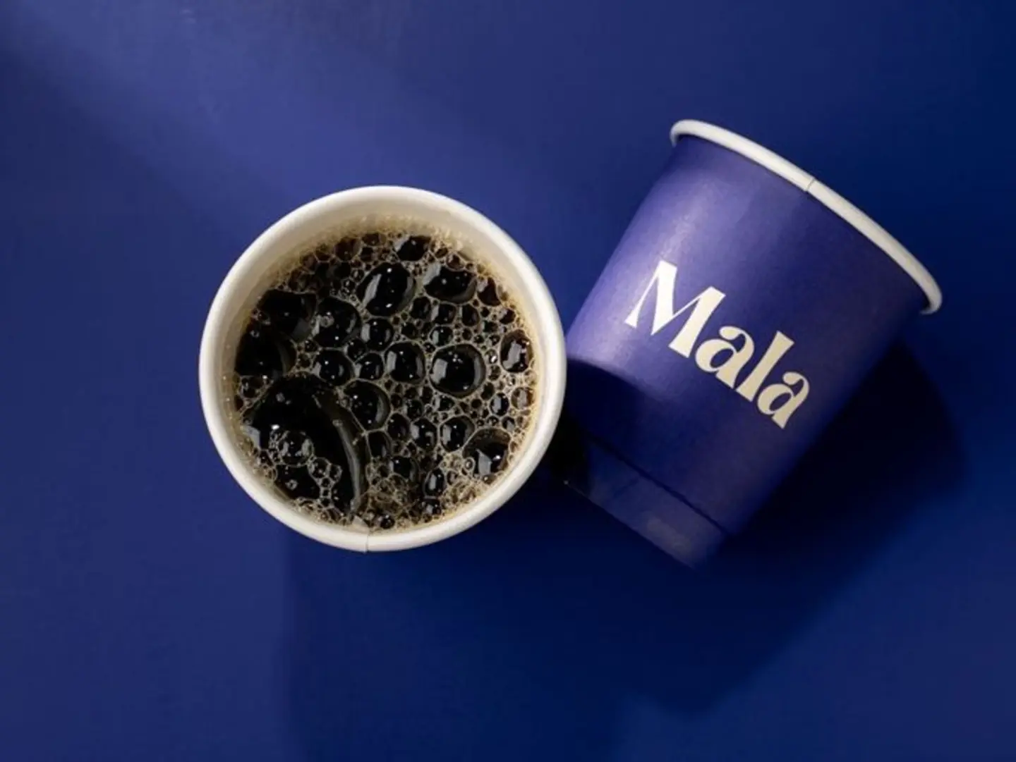 قهوة اليوم حار صغير