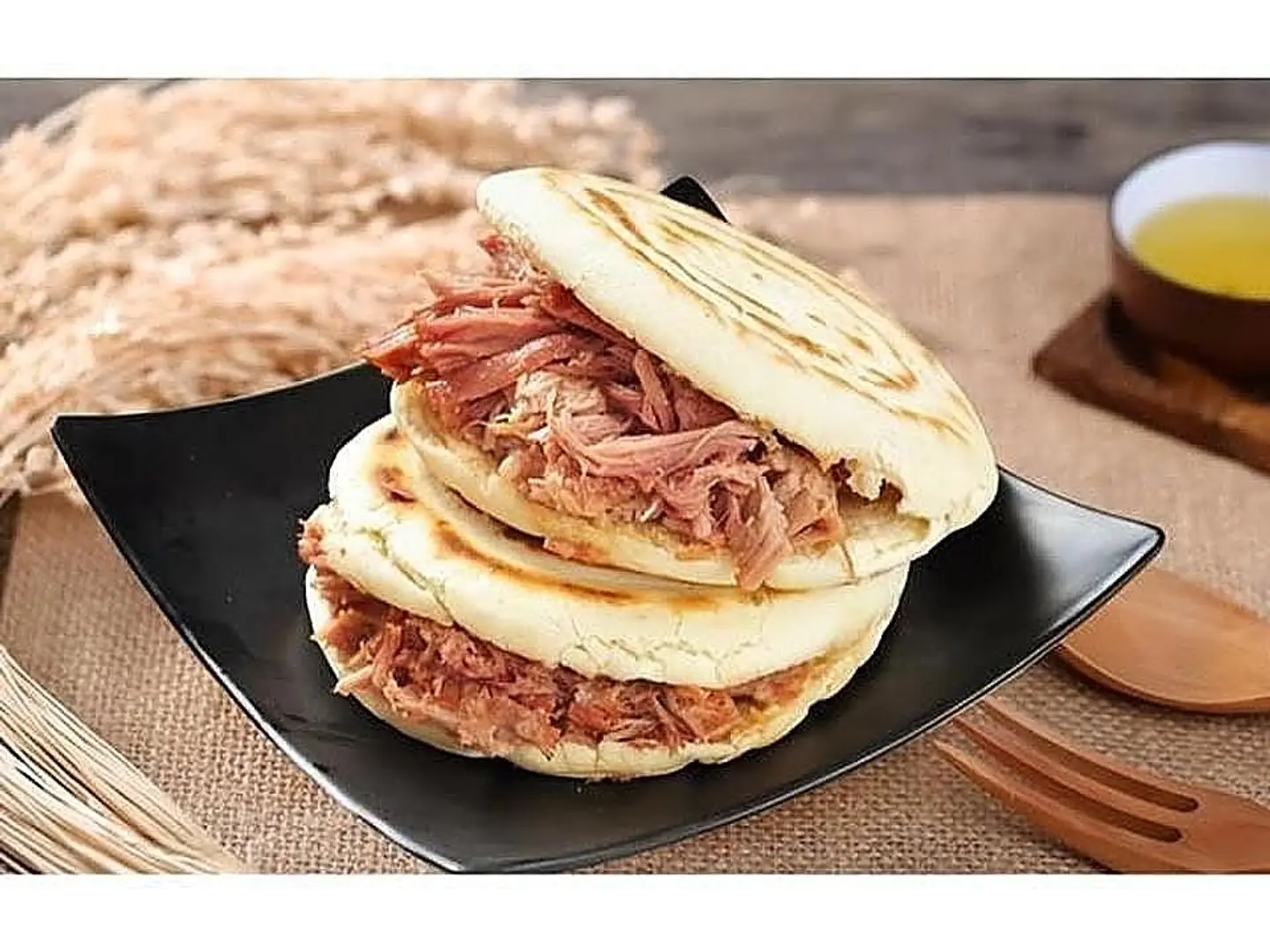Chinese Beef Burger