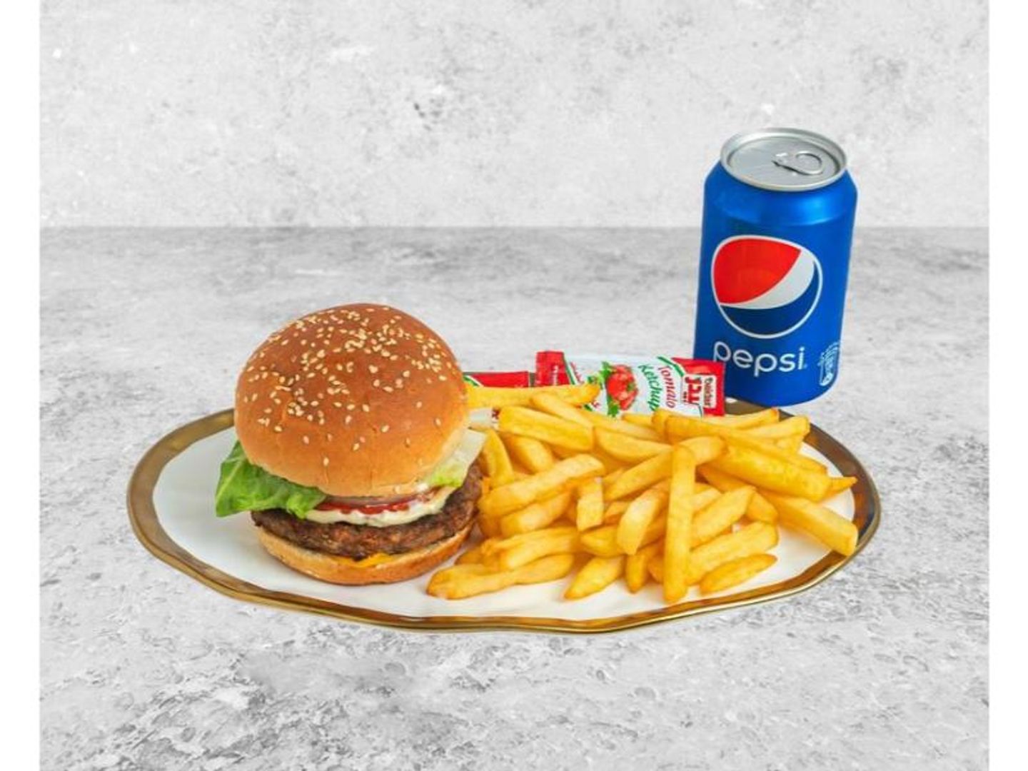 وجبه برجر مع بطاطس