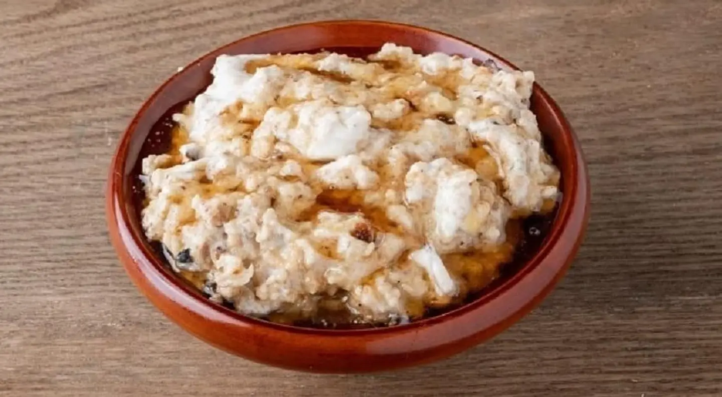 Cream Areekah With Honey