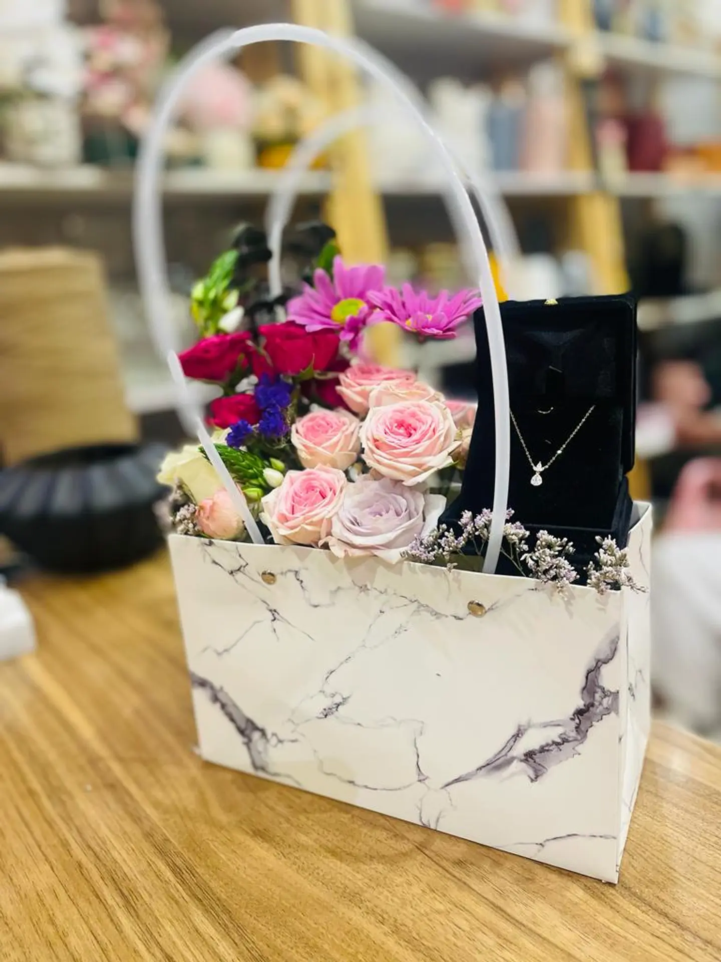 Flower Basket With Base Code 4150