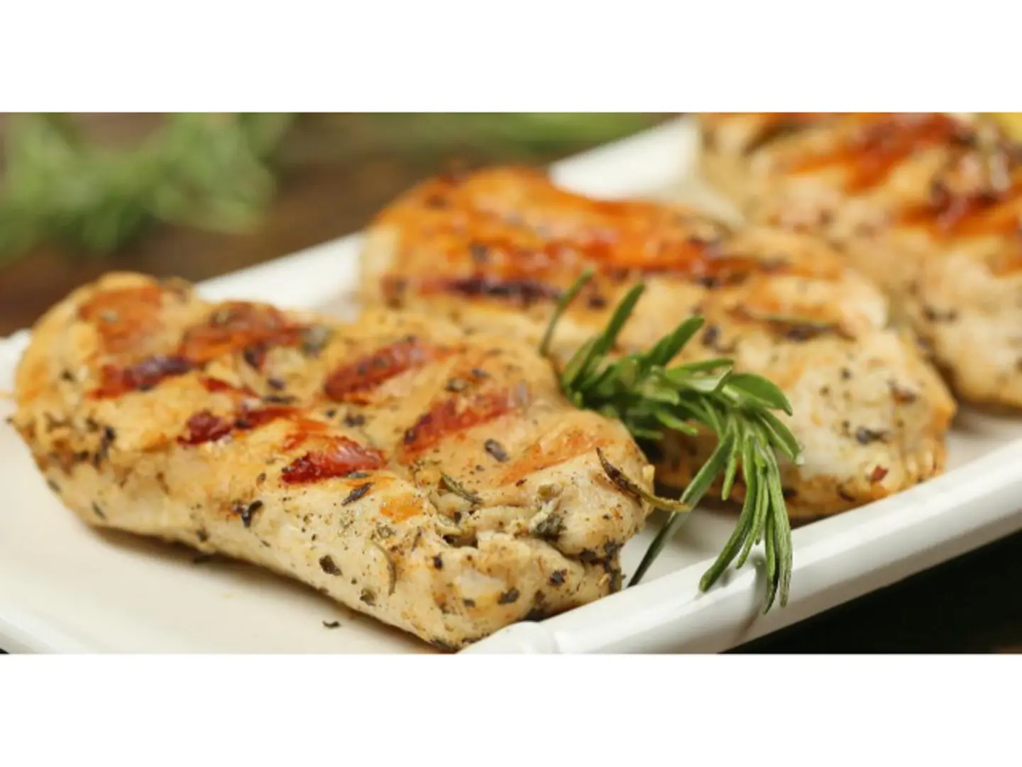 نص كيلو صدور دجاج