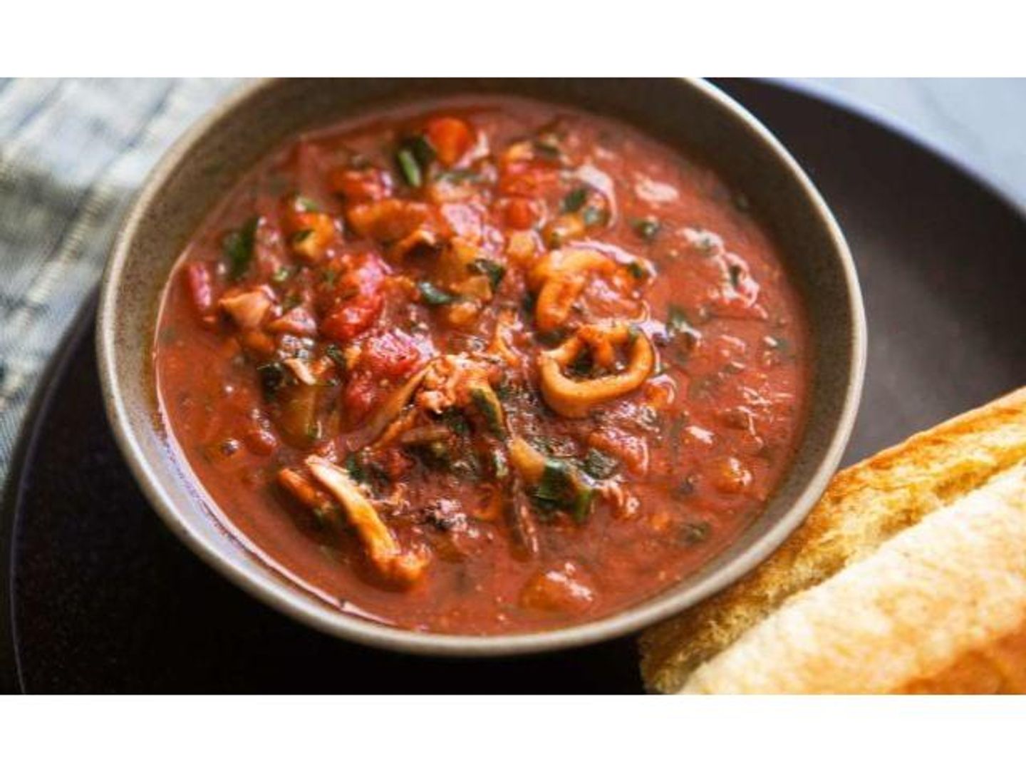 Spicy Cuts In Sauce Plate
