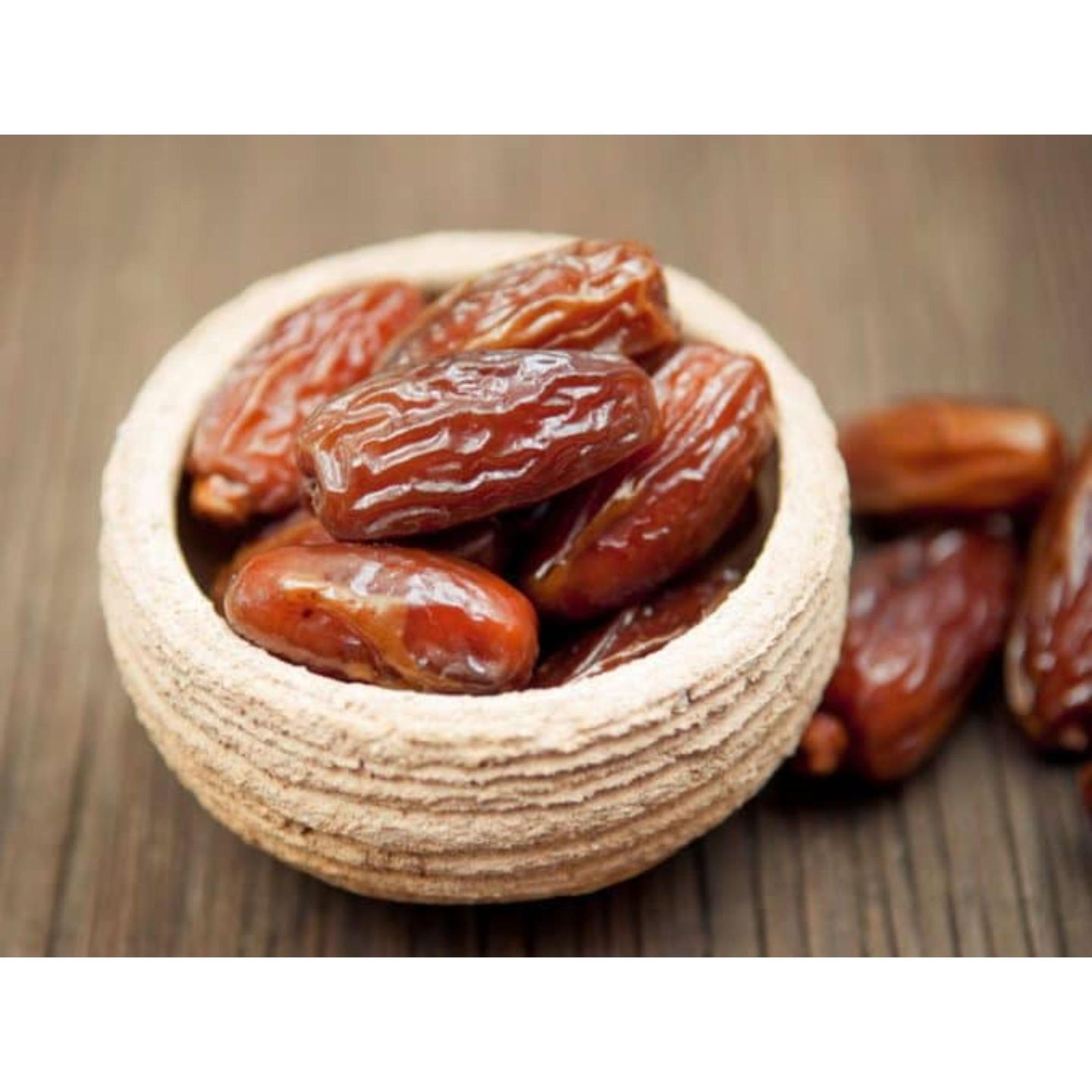 علبة تمر