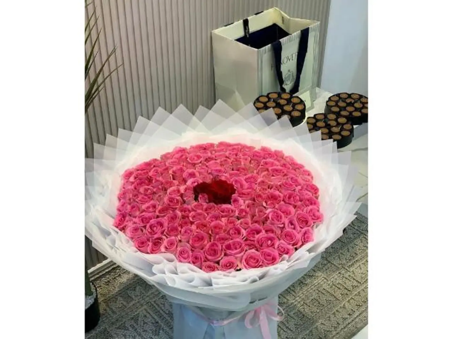 Bouquet Of Roses, Bank 2