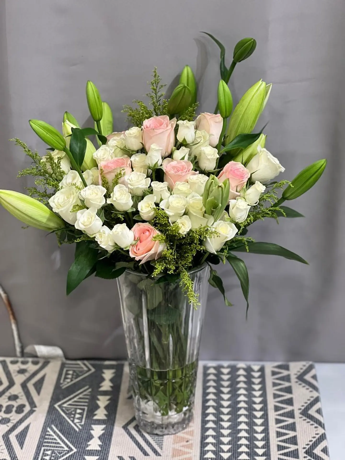 فازة لمسة الحب