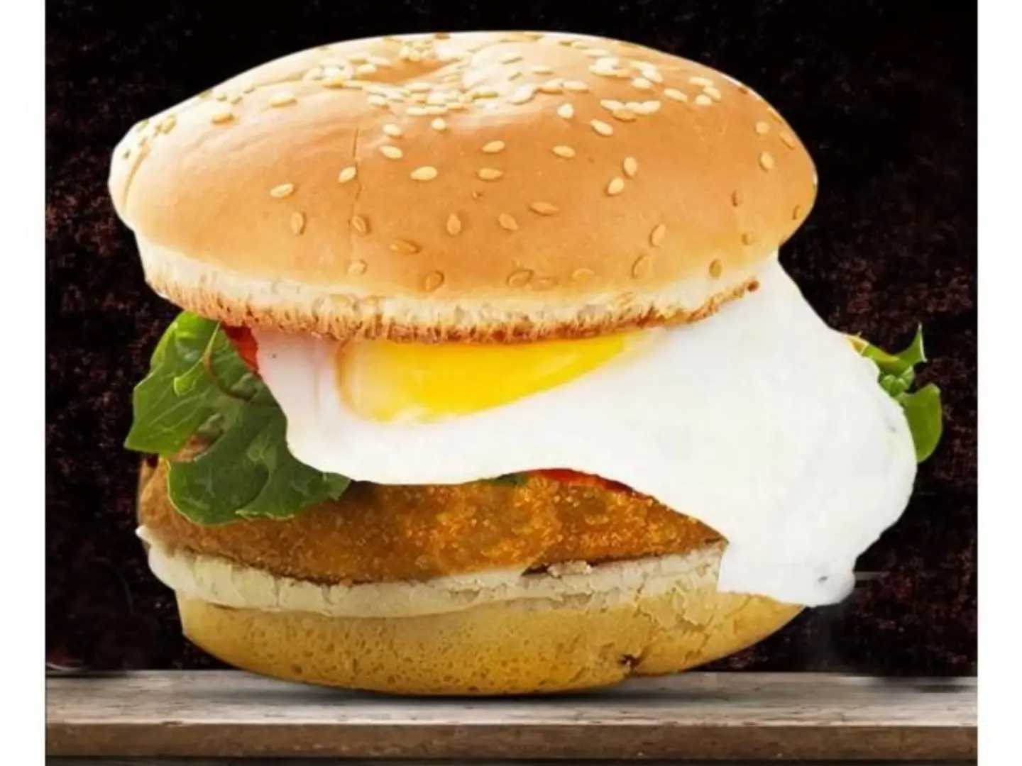 برجر دجاج بالبيض