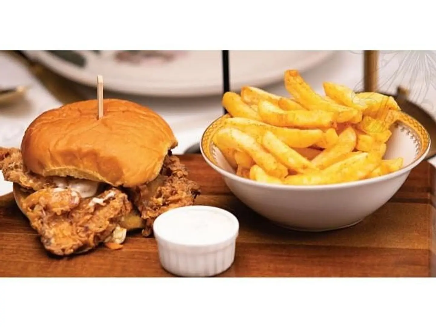 Chicken Burger With Fries And Drink