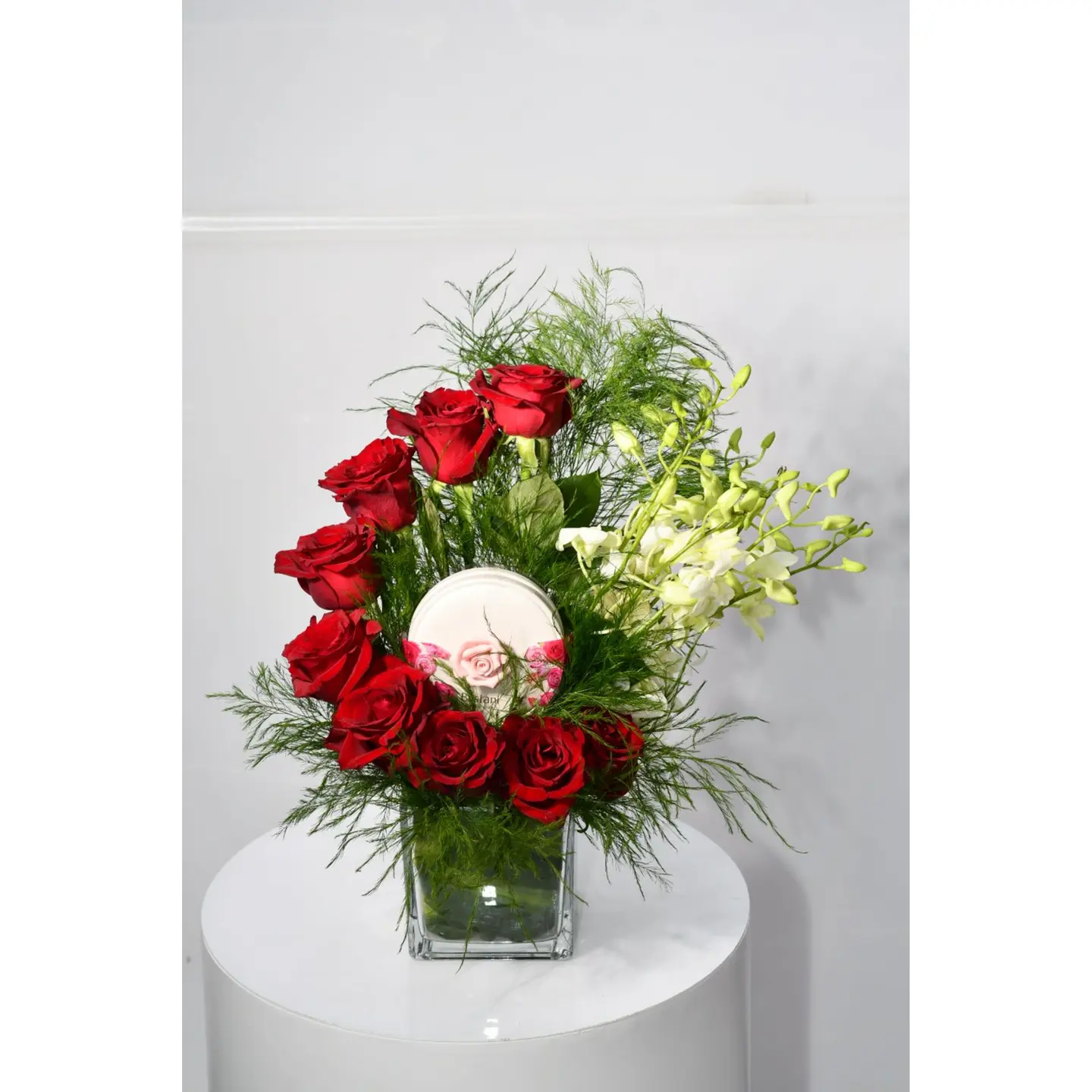 Flower Vase With Bostani Chocolate