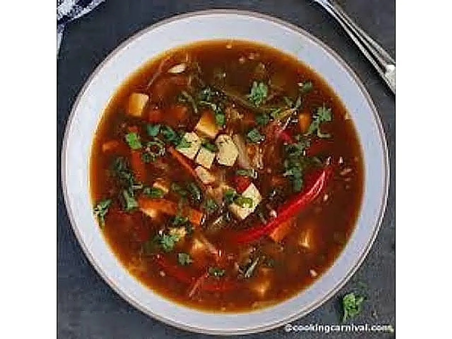 شوربة حارة وحامضة نباتية دجاج