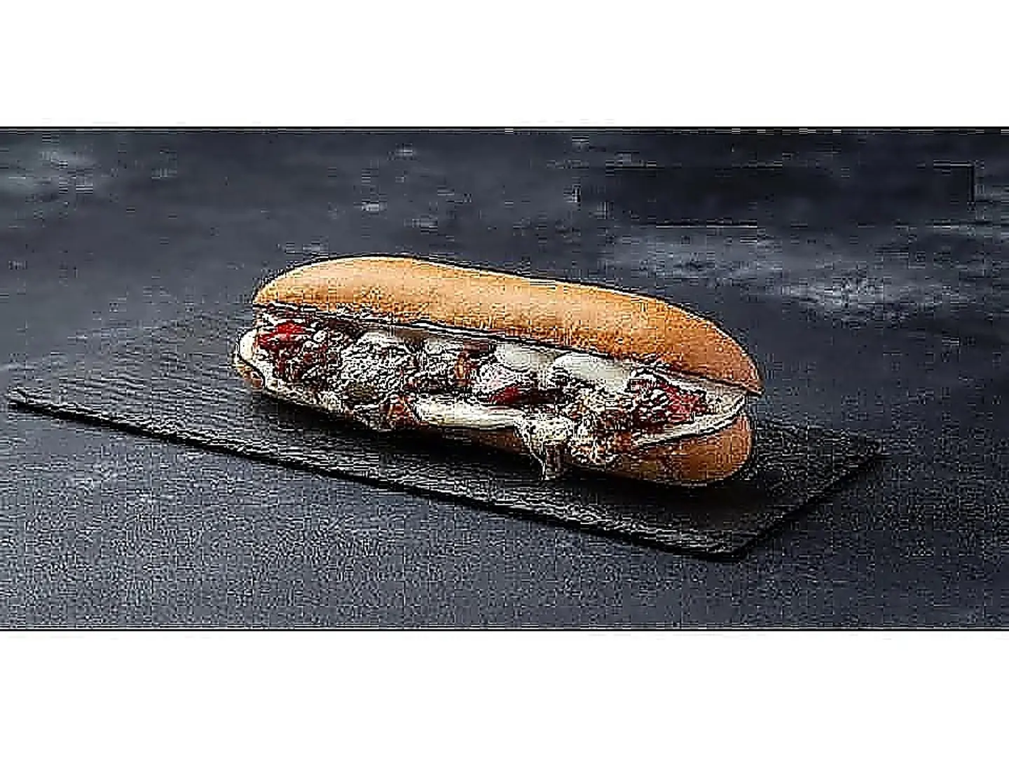 تقاطيع جبن سائل