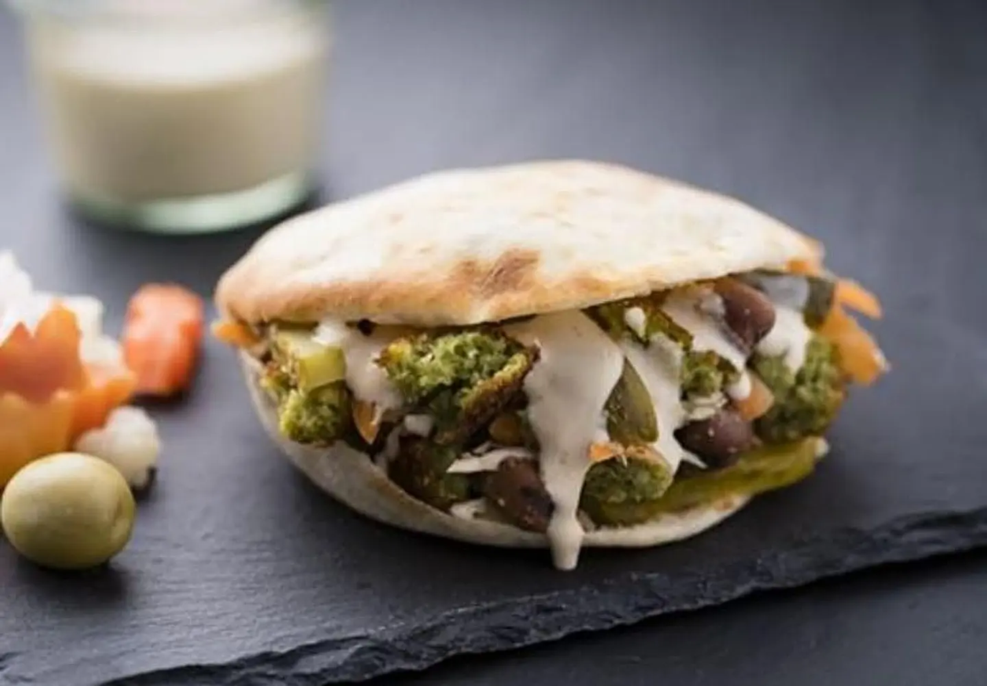 ساندوتش ديناميت كامل