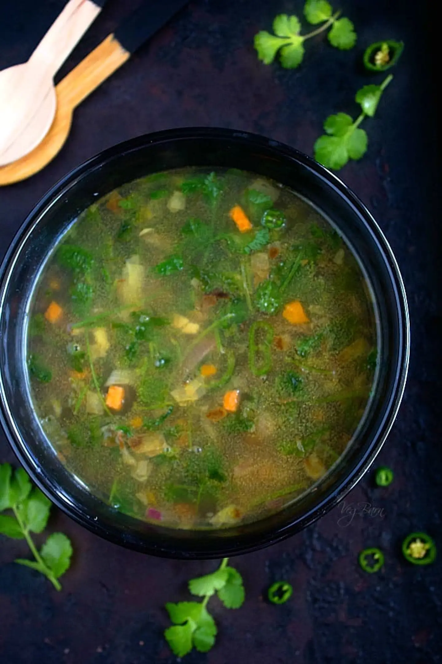 شوربة الليمون بالكوريندر