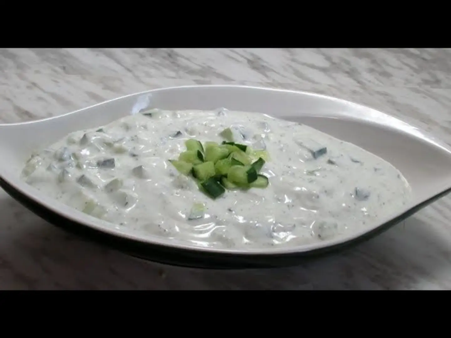 خيار باللبن