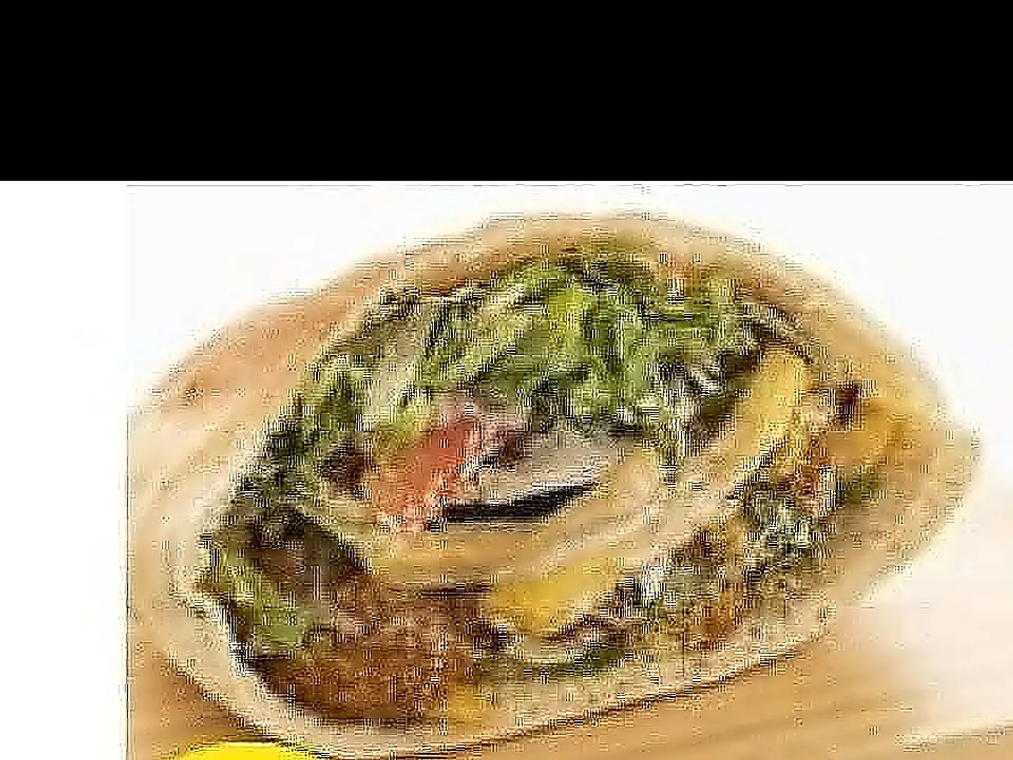 ساندوتش فلافل بالخبز الشامي