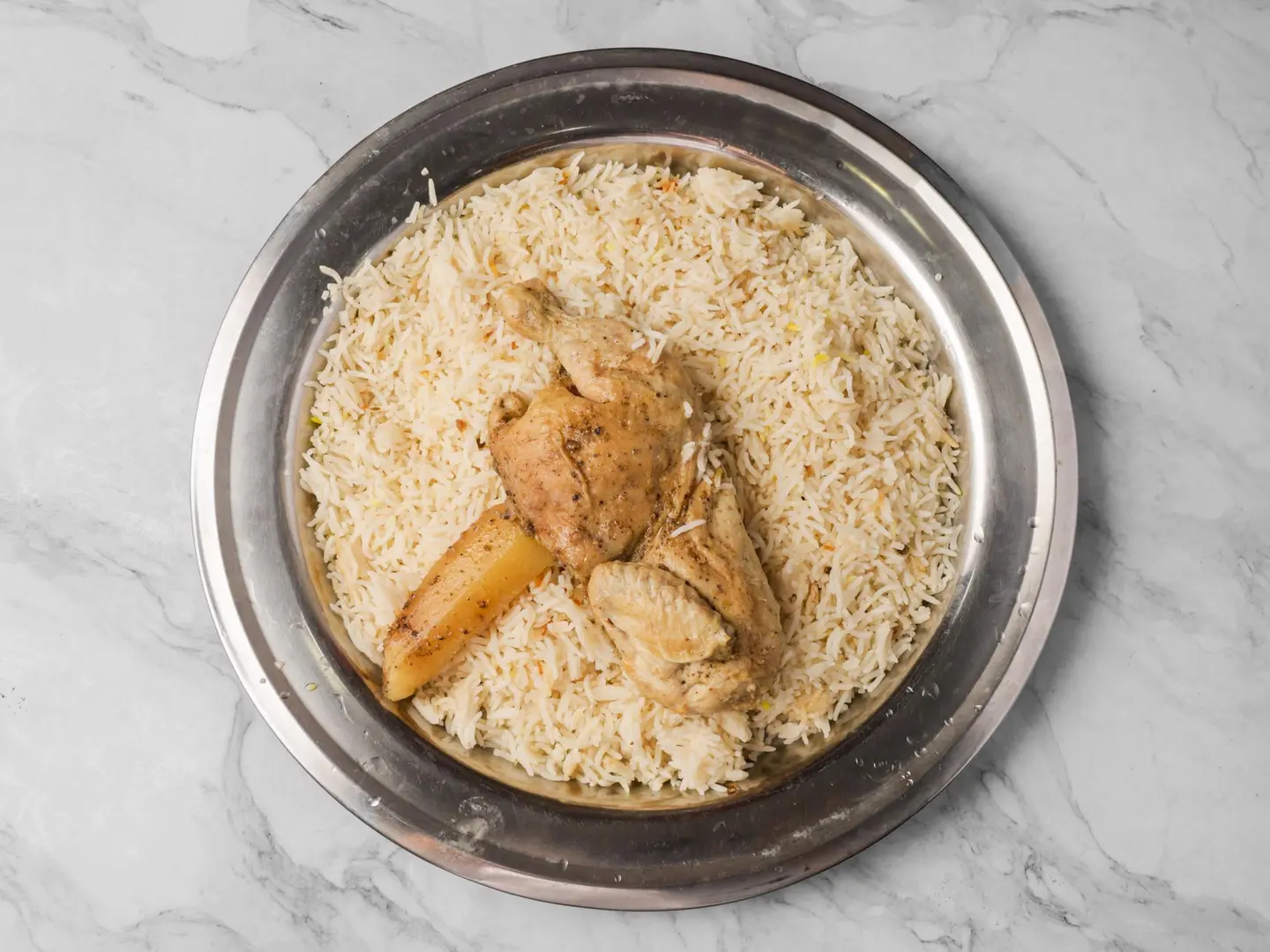 حبة دجاج مدفون