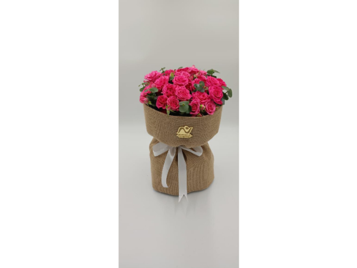 Bouquet Of Roses And Cashmere Shawl 7
