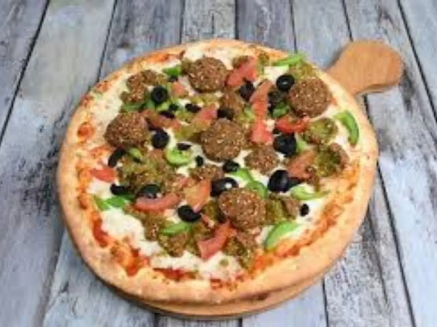 Falafel Pizza