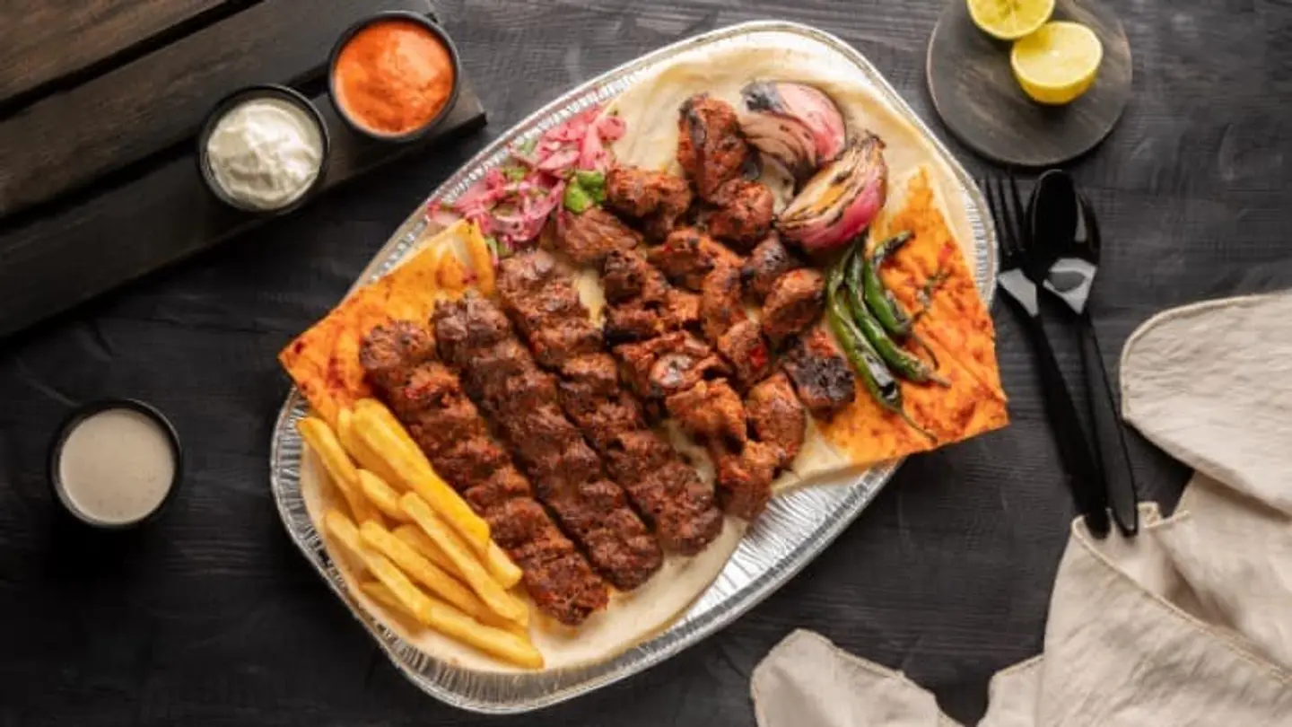 طبق مشكل لحم